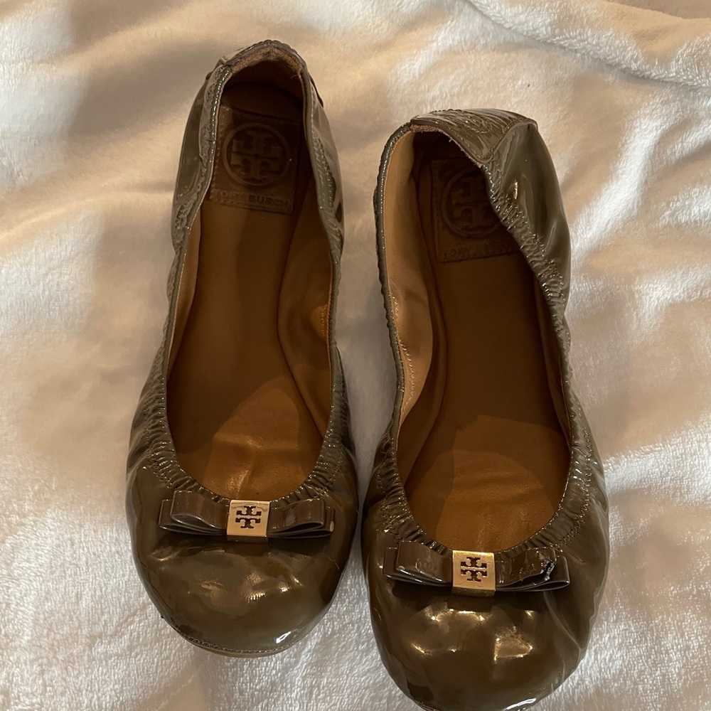 Dark gray Tory Burch ballet flats